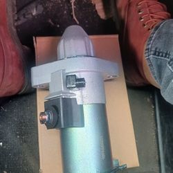 Honda CR-V  Brand New Starter Never Been Use  Fit Beetwen 2004 To  2008 $65