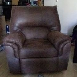 Rocker/Recliner