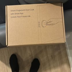 Smart door lock Brand new unopened.