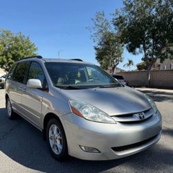 2006 Toyota Sienna XLE  ^^ Low Miles ** Bajos Millas