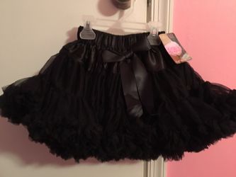 BNWT Ruffle Butts girls petit skirt