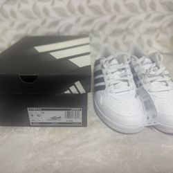 Adidas Hoops 4.0 Size 9 Men / 10 Women