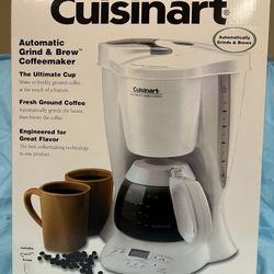 White Cuisinart DGB-300 Automatic Grind & Brew 10-Cup Coffeemaker