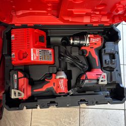 Milwaukee M18 Brushless Combo Drill And Impact With 2 Batteries And Charger