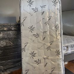 Twin Size Pillow Top Mattress 