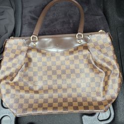 Louis Vuitton Purse