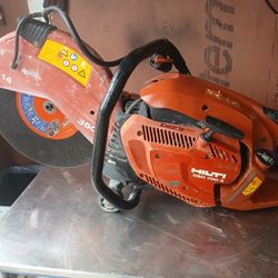 Hilti Saw