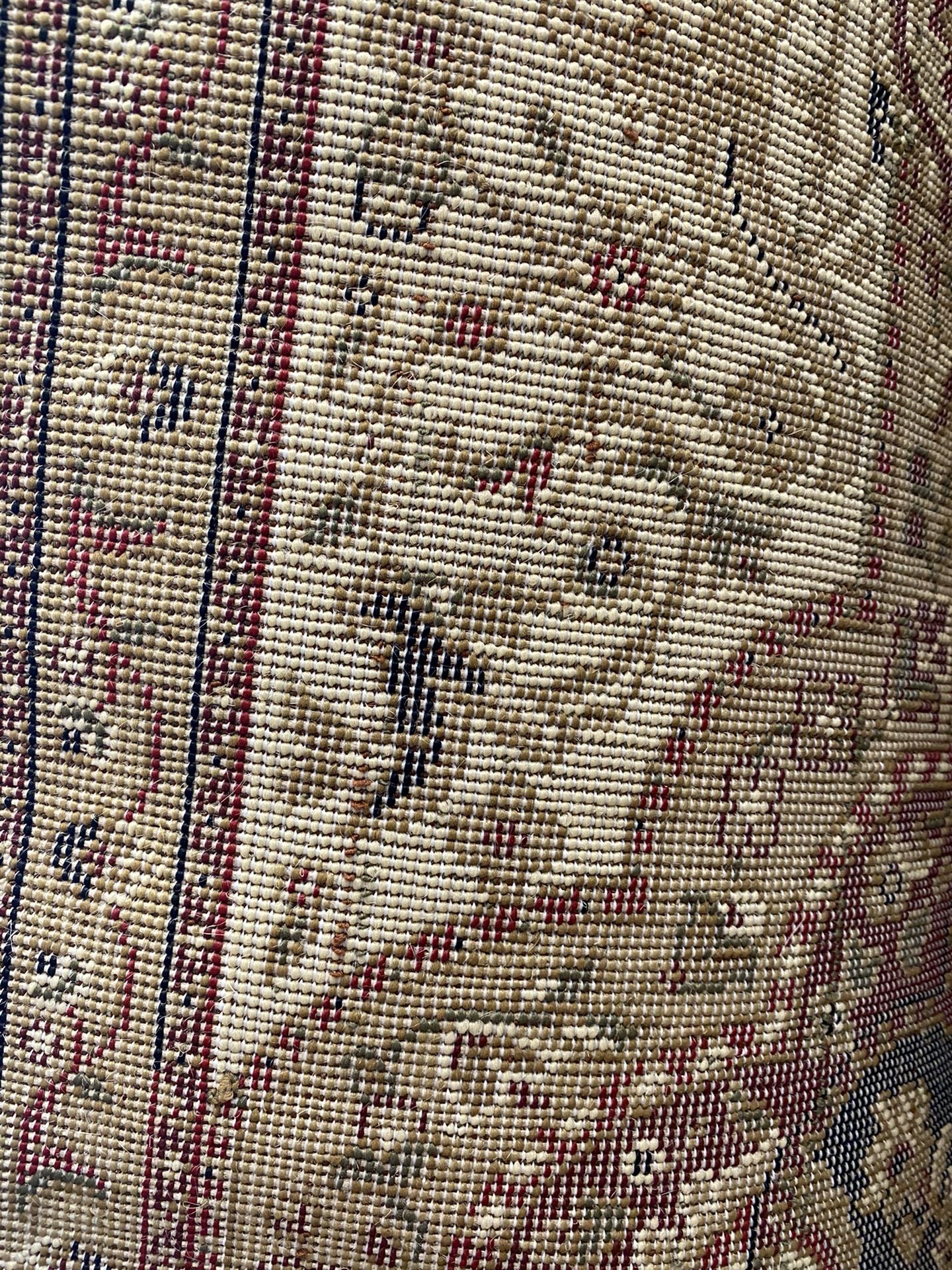 5/7 black red beige color classic design Persian medallion style carpet.