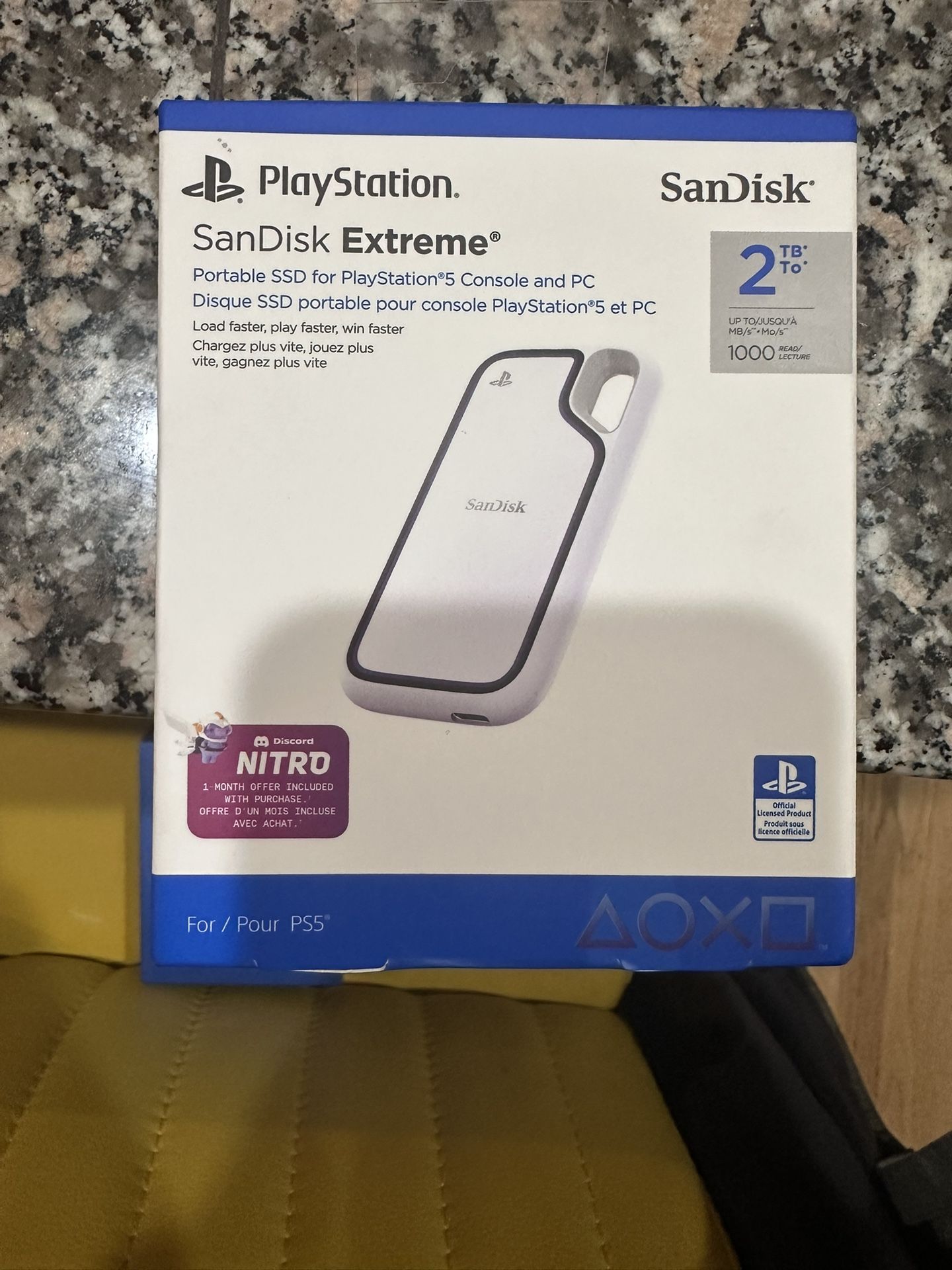 SanDisk 2TB Extreme Portable SSD, Officially Licensed for PlayStation 5 Console and PC - up to 1000M