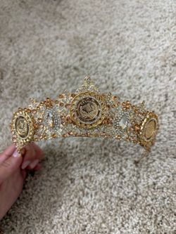 Coin crown