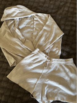 Two piece lounge set