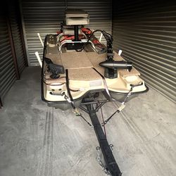 Fishing boat