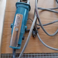 Makita 10 Mm Angle Drill.