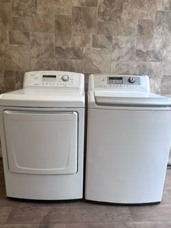 LG washer and dryer laundry