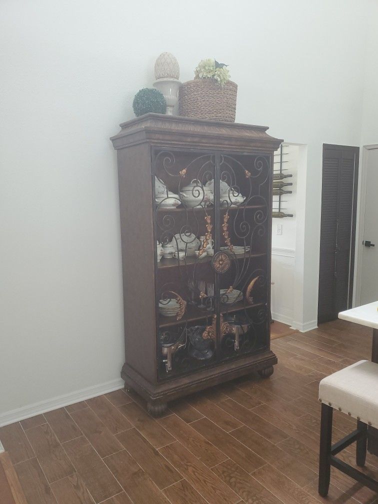 Armoire