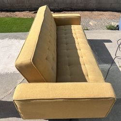 Couch/Futon