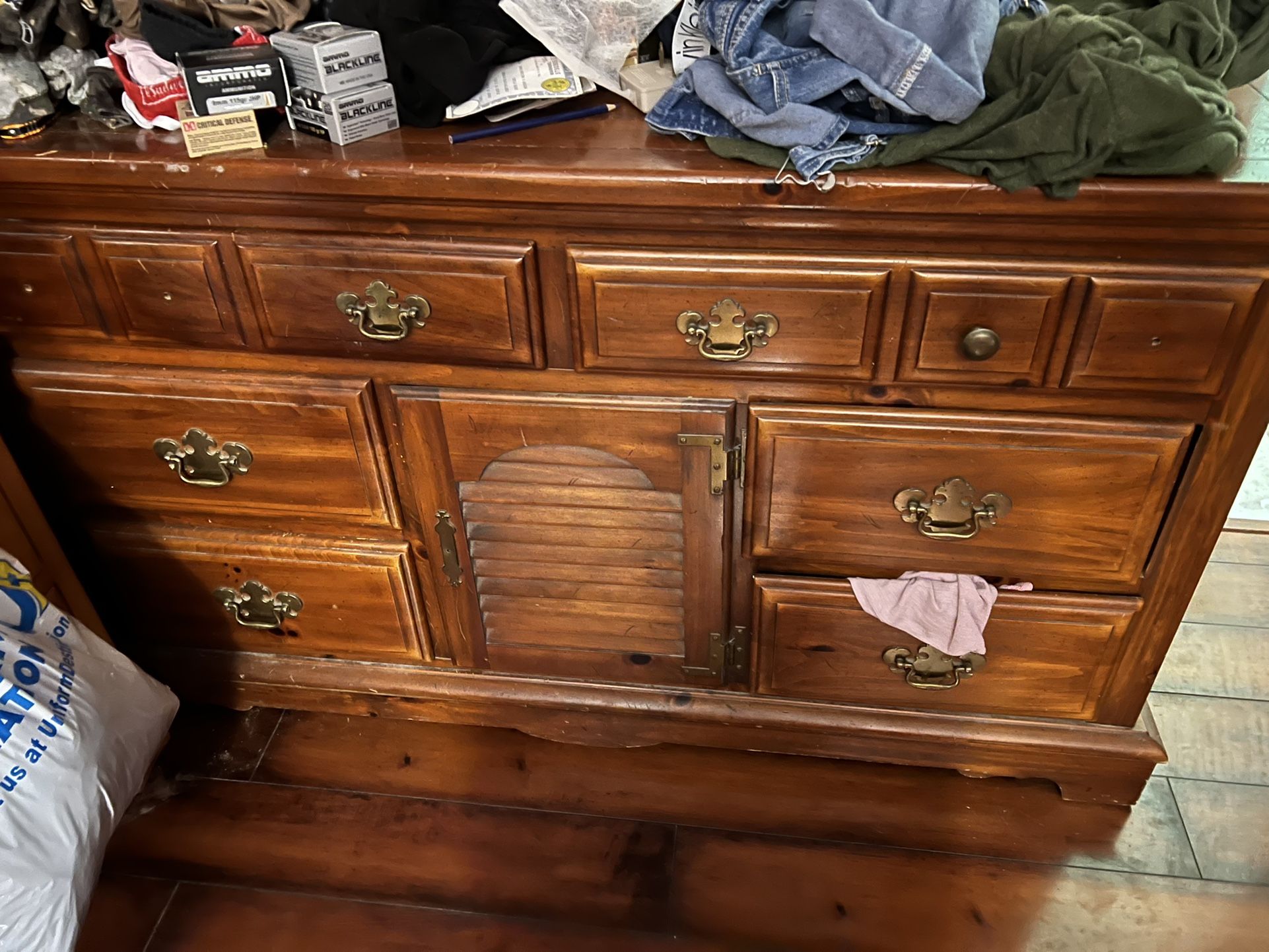 Dresser