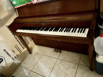 Beautiful Piano / Wurlitzer 