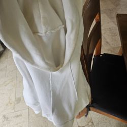 Hanes White Hoodie XL