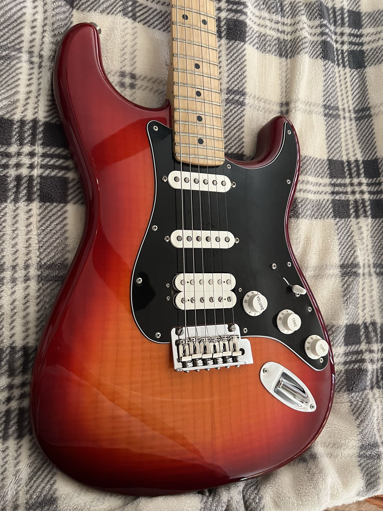 Fender Player Stratocaster HSS Plus