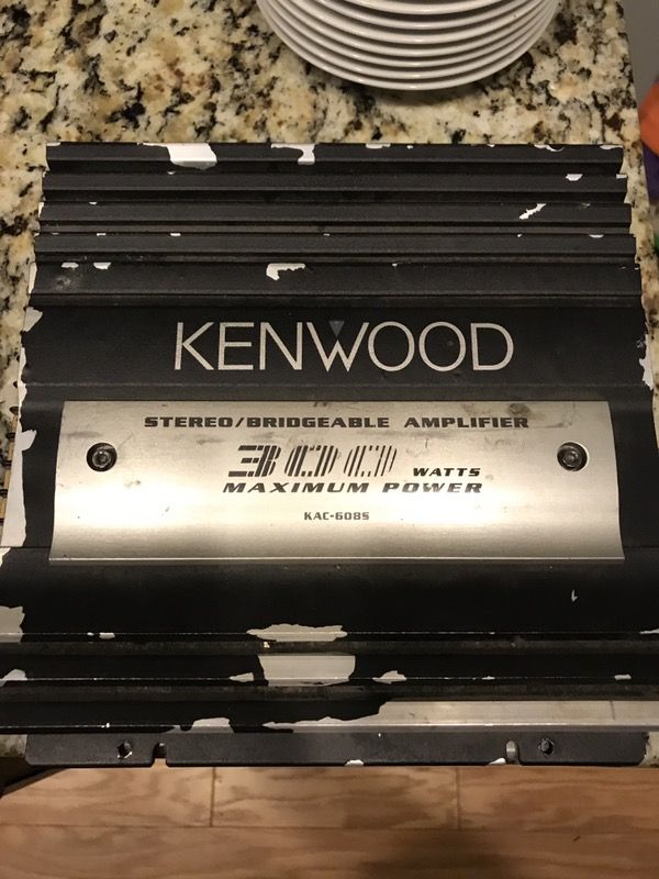 Kenwood Amp 300 watts