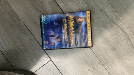 HalloweenTown 1 & 2 in one disc