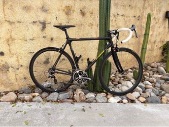 Greg LeMond Carbon Road Bike – Dura-Ace Build – Carbon Wheels – Excellent Condition