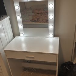 Small Vanity Set 