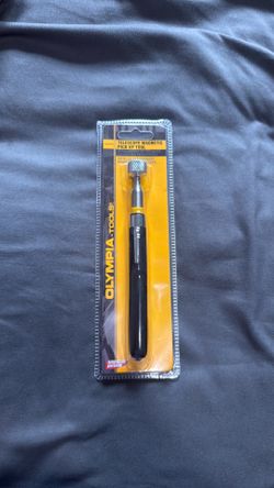 Telescopic magnetic tool