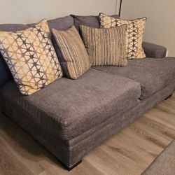 Couch Sectional* CINDY CRAWFORD HOME  **Or Best Offer*
