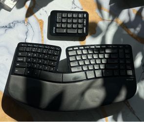 Microsoft Wireless ErgoKeyboard w/Number Pad