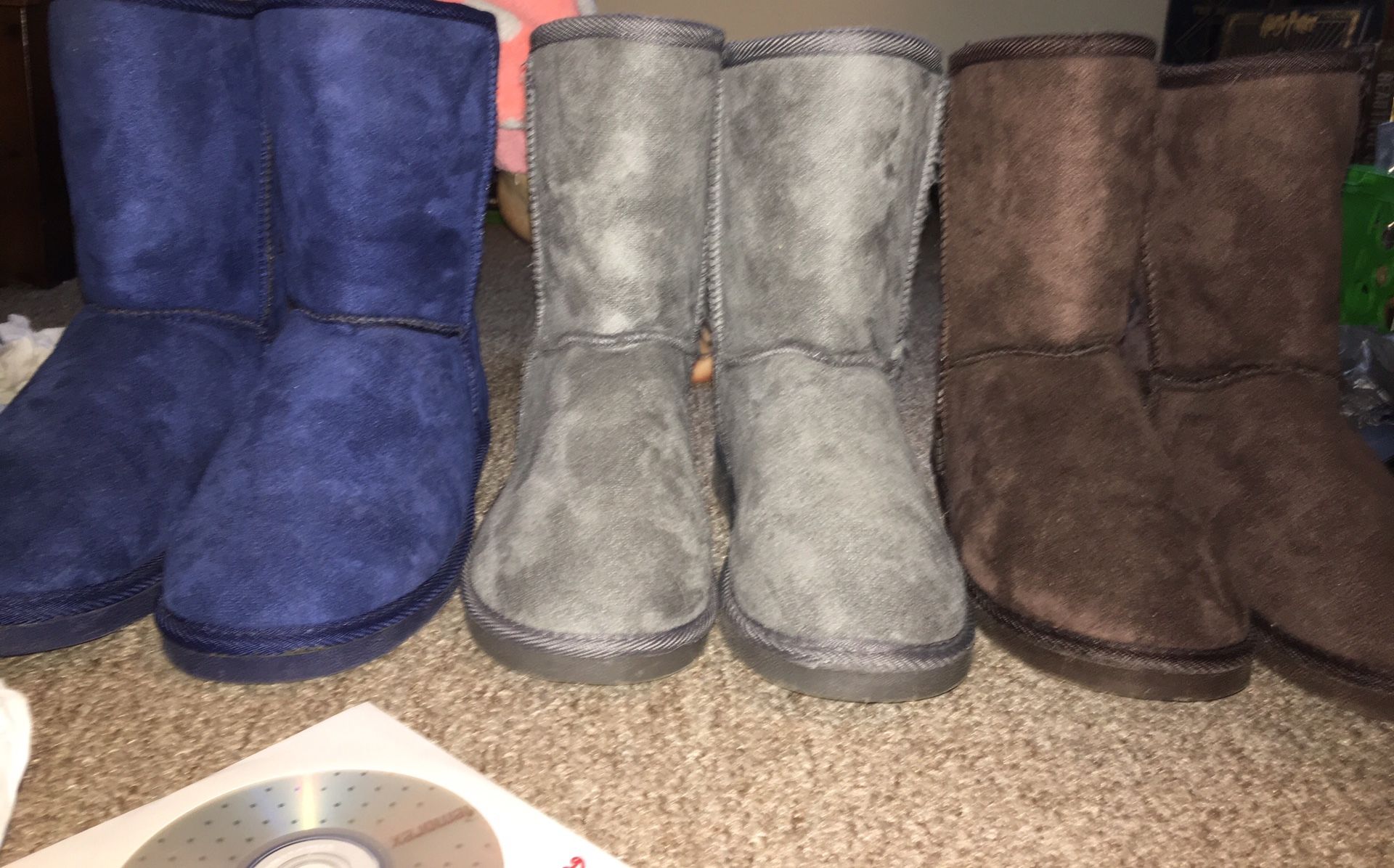 NYU Yoka Boots. Good condition. Good brand. Not a cheapy.