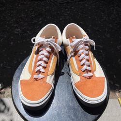 Men’s ‘Amber Glow’ Vans