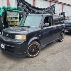 2004 Toyota Scion Xb