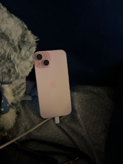 iPhone 15 locked