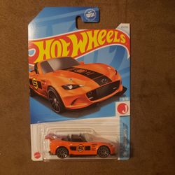 Hot Wheels 15 Mazda MX 5