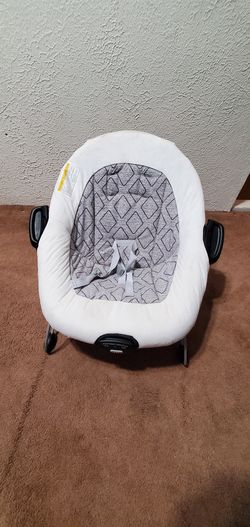 Baby bouncer