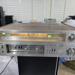 Toshiba SA 7100 AM/ FM 110 Watts per channel stereo Receiver. Excellent condition perfect working, guarantee very nice sound. Will test before you buy