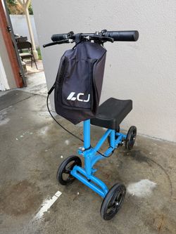 Knee Scooter with Carry Bag