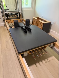 Like NEW BASI Pilates reformer