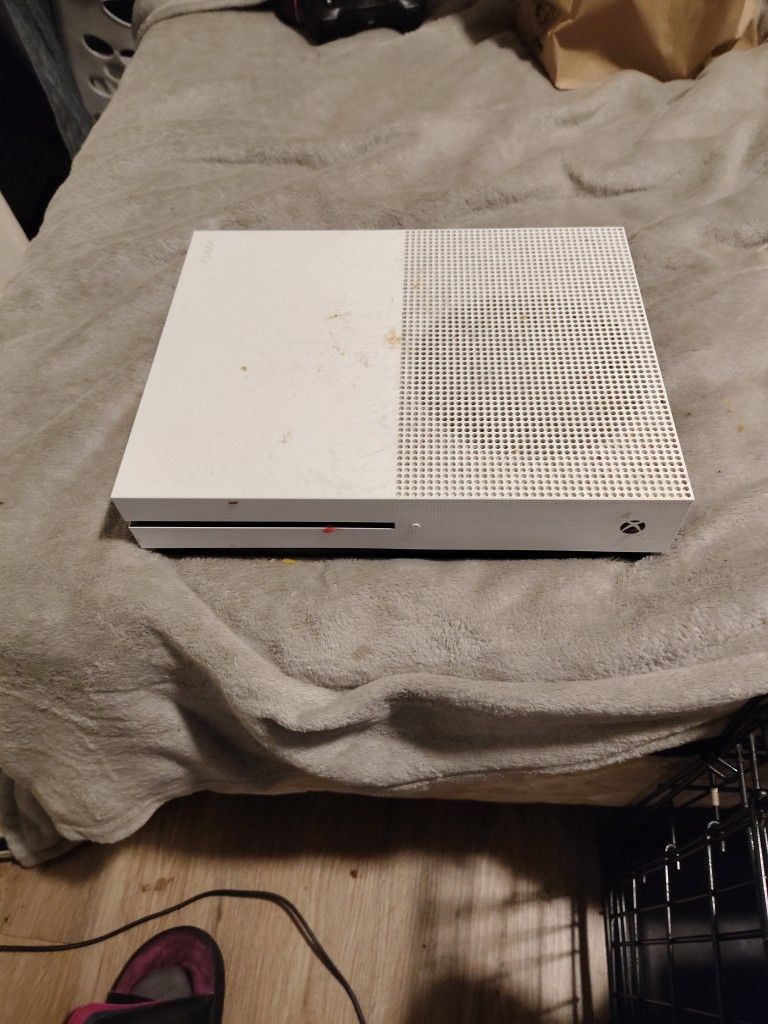 Xbox One S