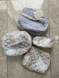 Set of 4 Quilted Floral Cosmetic Bags