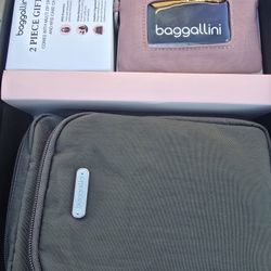 Baggallini Crossbag And Wallet Gift Set