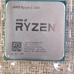 AMD Ryzen 5 2600 w/stock cooler