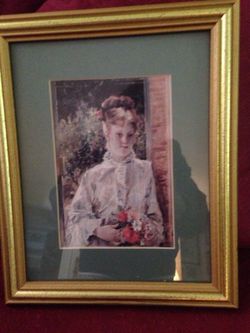 9 1/2x 12 girl picture gold frame