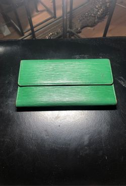 Green loui Vuitton wallet
