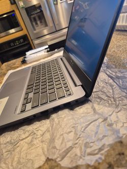 ASUS 13.3 Razor thin air laptop win 11 fac reset Fast! College portable