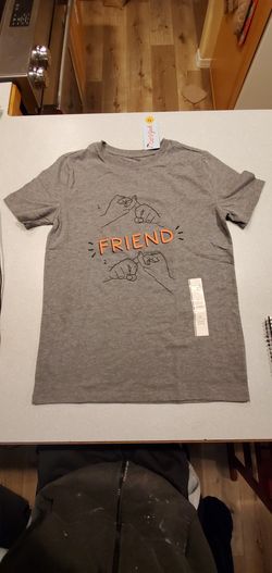 Cat & Jack Girls Friends sign language shirt