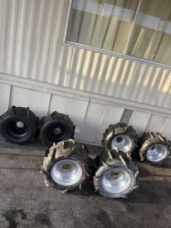 Sand/dune tires