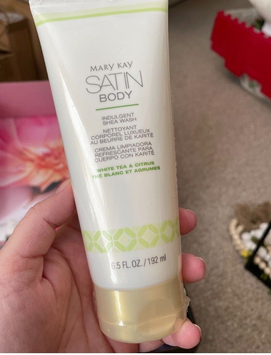 Crema Limpiadora Refrescante Para Cuerpo Satin Con Karite Mary Kay